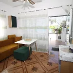 Aurelia Apartman *