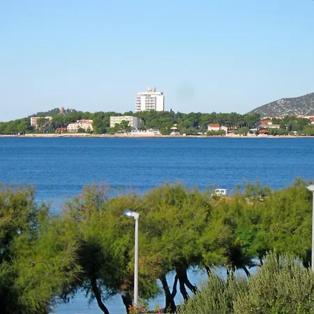 Aurelia Apartment